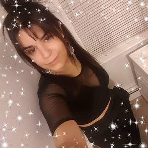 Meet your Posher, Akyla